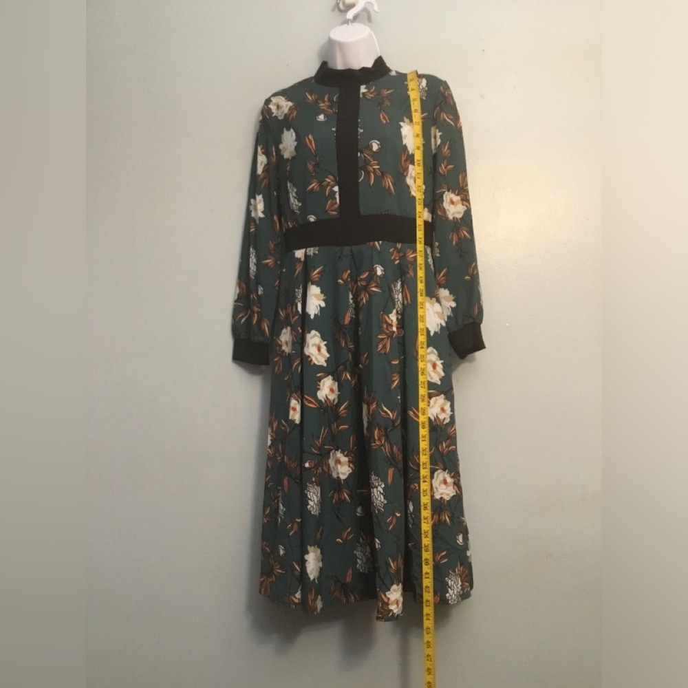RICCO Bruno Forest Green Floral High-Neck Maxi Dress with Black Trim - Picture 4 of 15